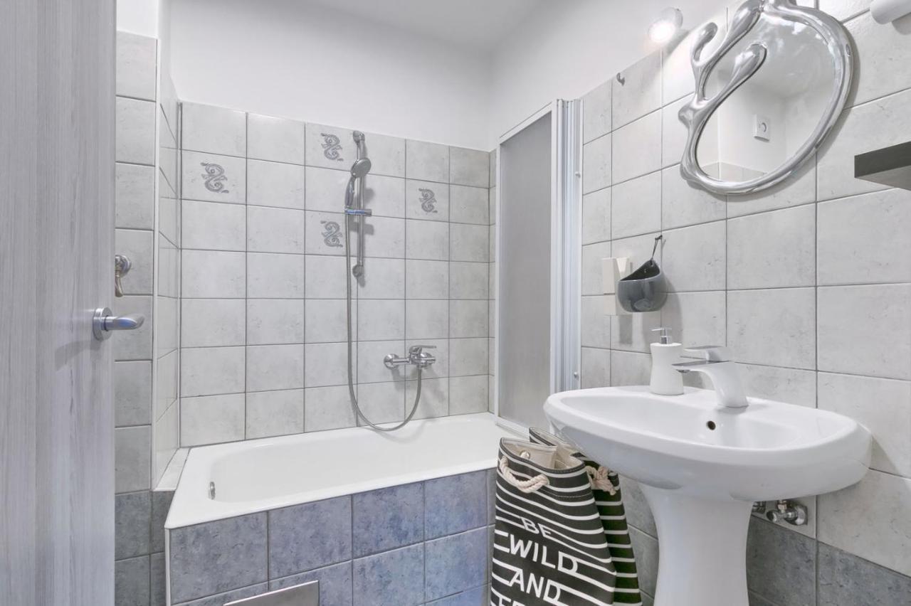 Modern Oasis Apartment Pula Dış mekan fotoğraf